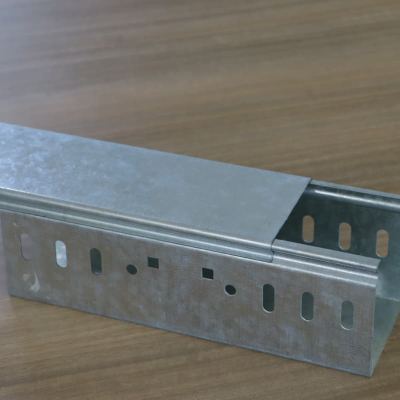 Chemins de câbles autobloquants en gros