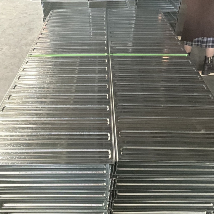 Chemin de câbles moulé à économie d'énergie