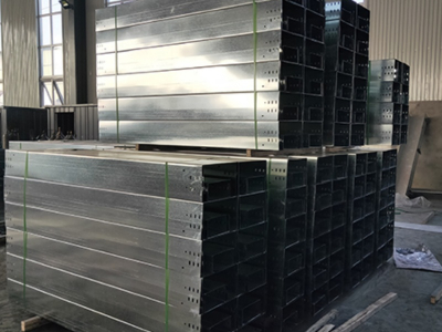 Chemin de câbles résistant à la corrosion