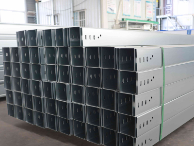 Chemin de câbles galvanisé à chaud