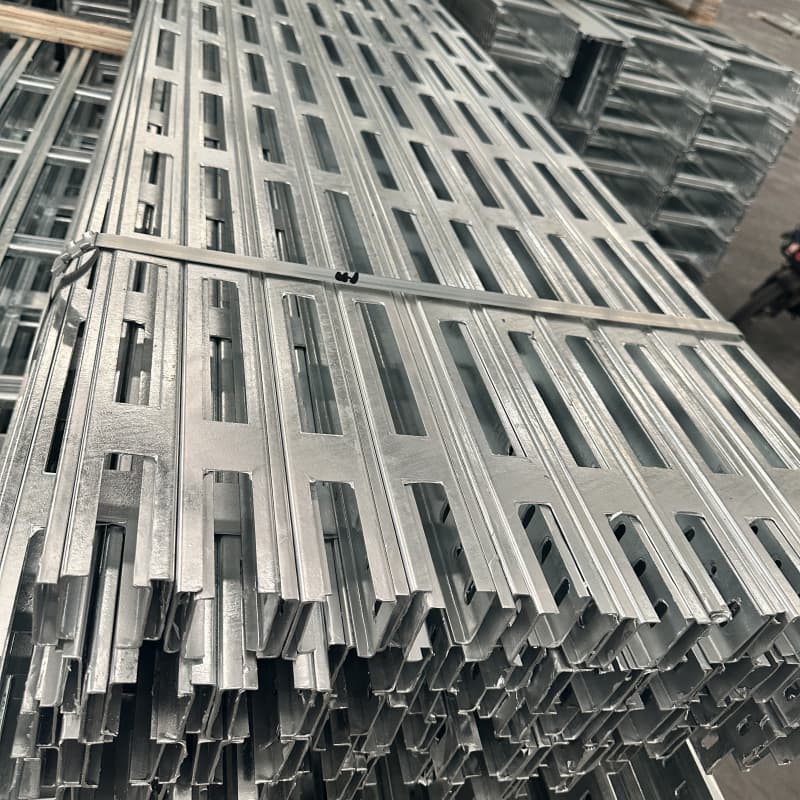 Chemin de câbles grande portée