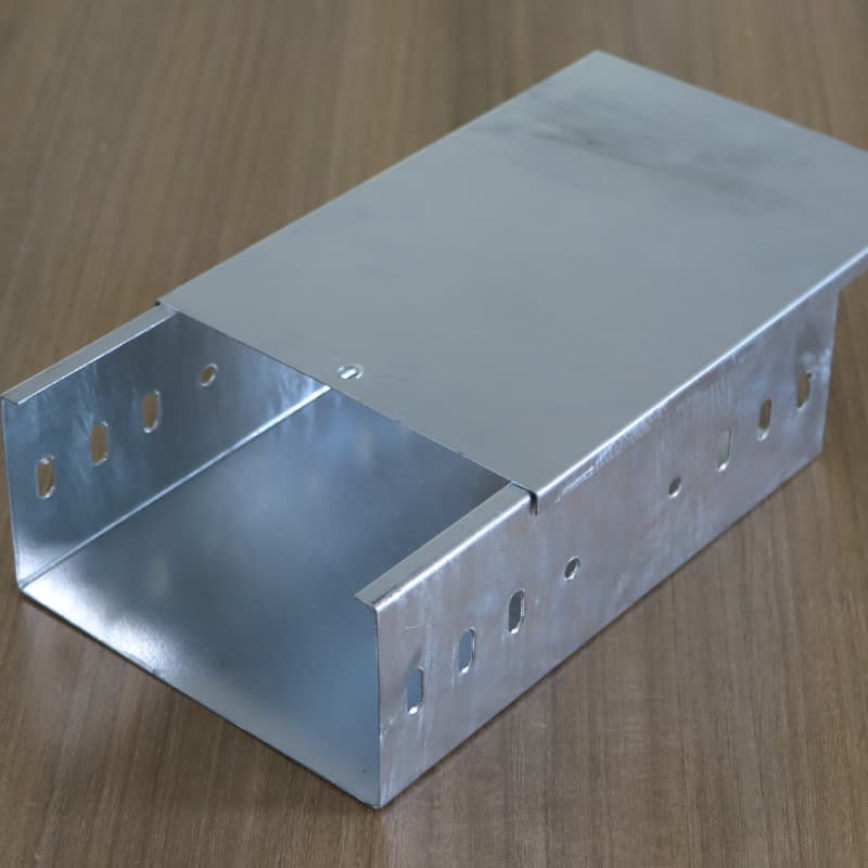 Chemin de câbles et échelle à câbles Chemin de câbles et échelle à câbles