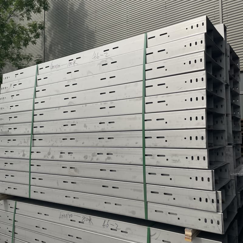 Pont à structure métallique